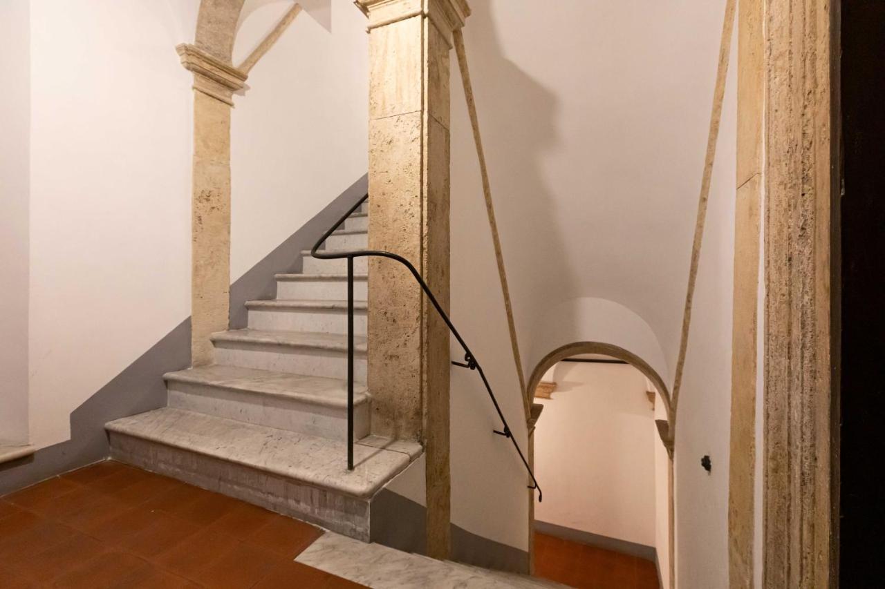 Toniolo Two Bedroom Two Bath Рим Екстер'єр фото