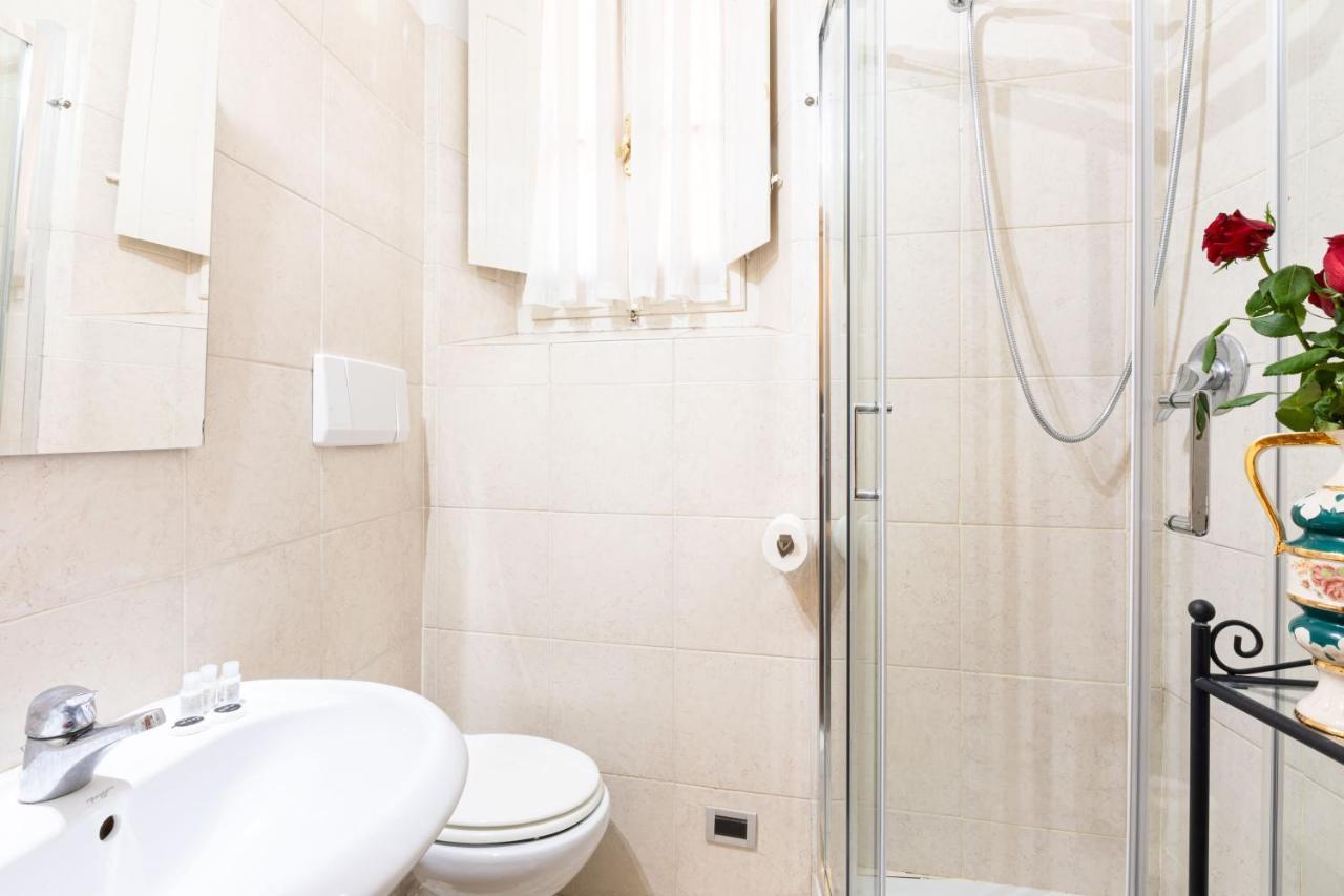 Toniolo Two Bedroom Two Bath Рим Екстер'єр фото